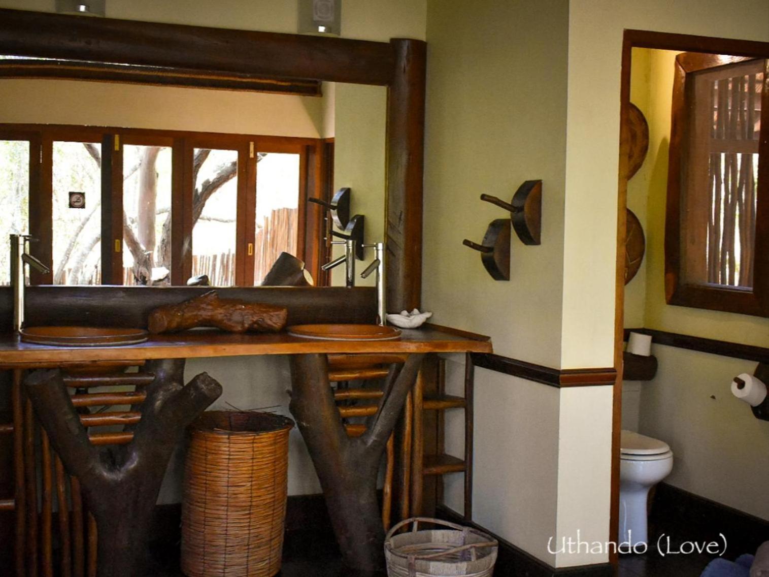 Ihlozi Bush Lodge ฮลูฮลูเว ภายนอก รูปภาพ
