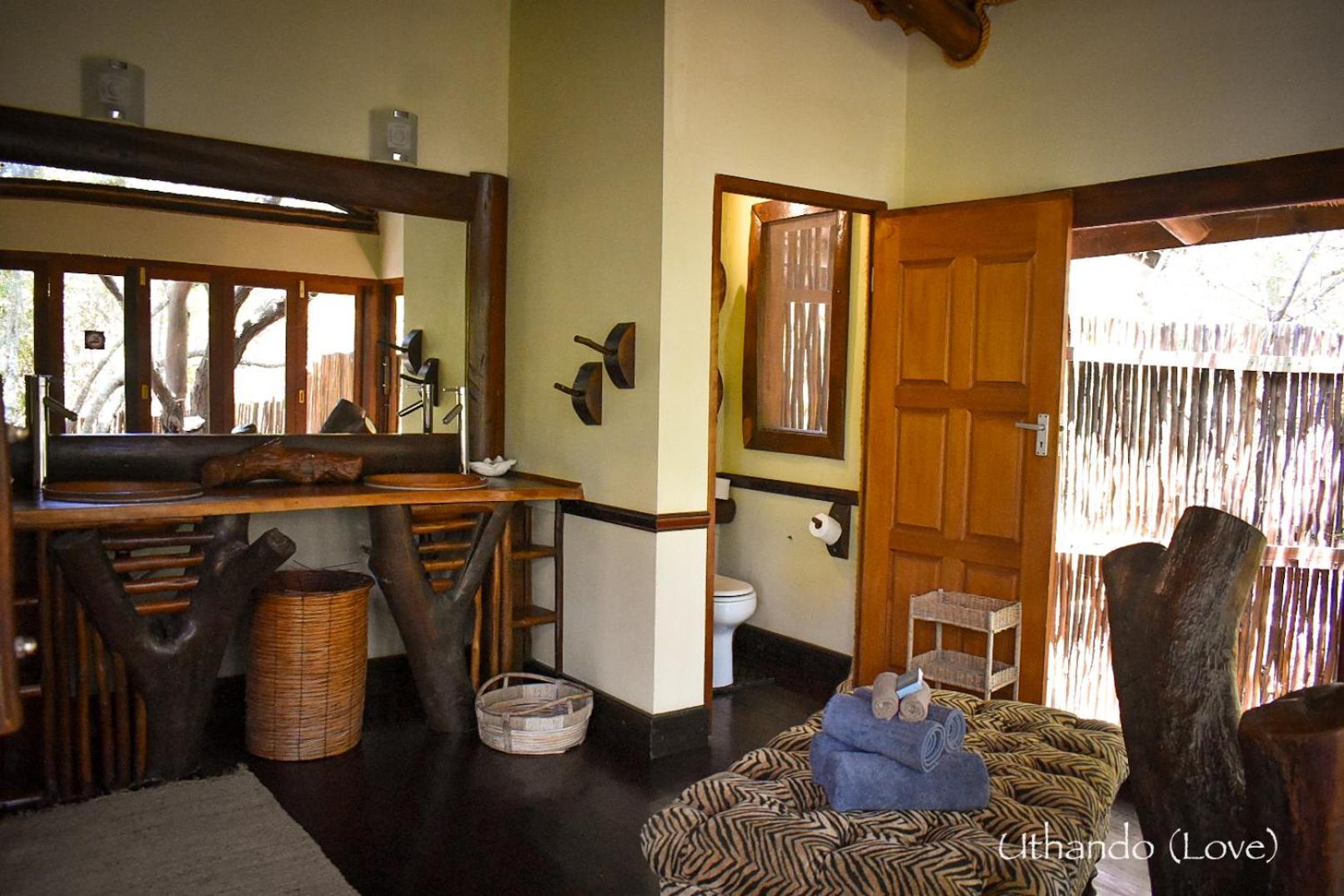 Ihlozi Bush Lodge ฮลูฮลูเว ภายนอก รูปภาพ