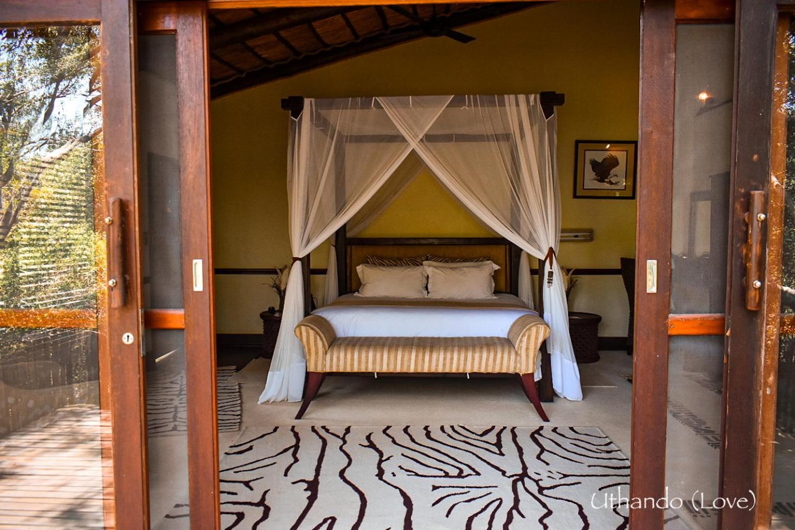 Ihlozi Bush Lodge ฮลูฮลูเว ภายนอก รูปภาพ